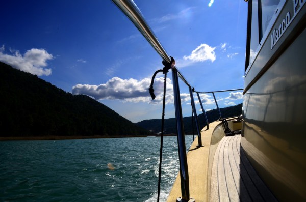 Viaje en barquito de Skradin al Parque Krka. Suerte que estaba incluido en nuestra entrada "student"