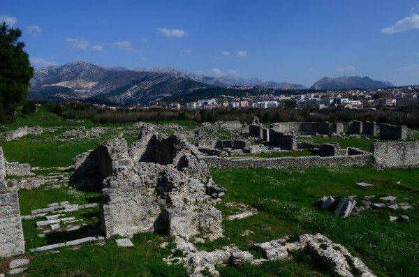 Ruinas de Salona. Más de 3 mil años tienen esas paredes jojo