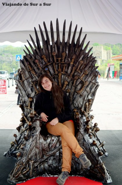 La Reina en el Trono