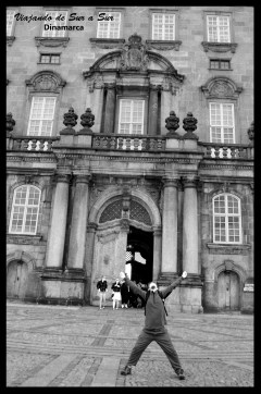 Seba feliz a la salida del Christiansborg Palace