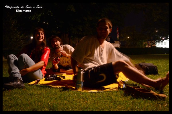 Con Axel tomando mate un viernes a la noche (al fiiiin mateee)