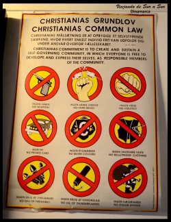 En el pequeño museo que hay dentro de Christiania se pueden ver las primeras leyes